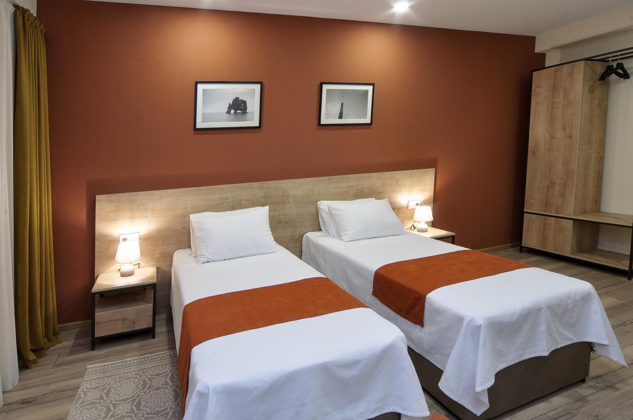 Hotel Babaneuris Marani Exteriér fotografie
